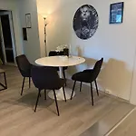 Sentral Naer Stadion Appartement
