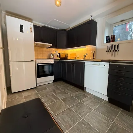 Sentral Naer Stadion * Narvik